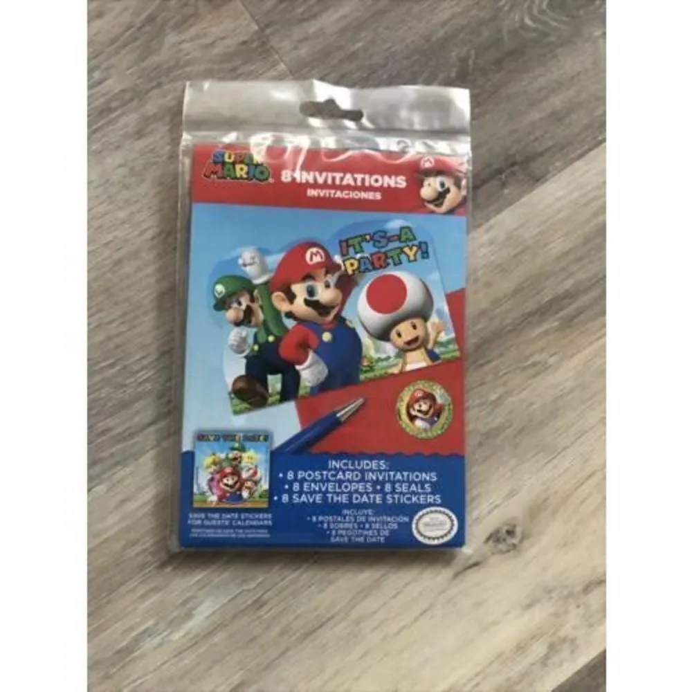 Super Mario Brothers  8 Invitations Count Birthday Party Invitations Kit.